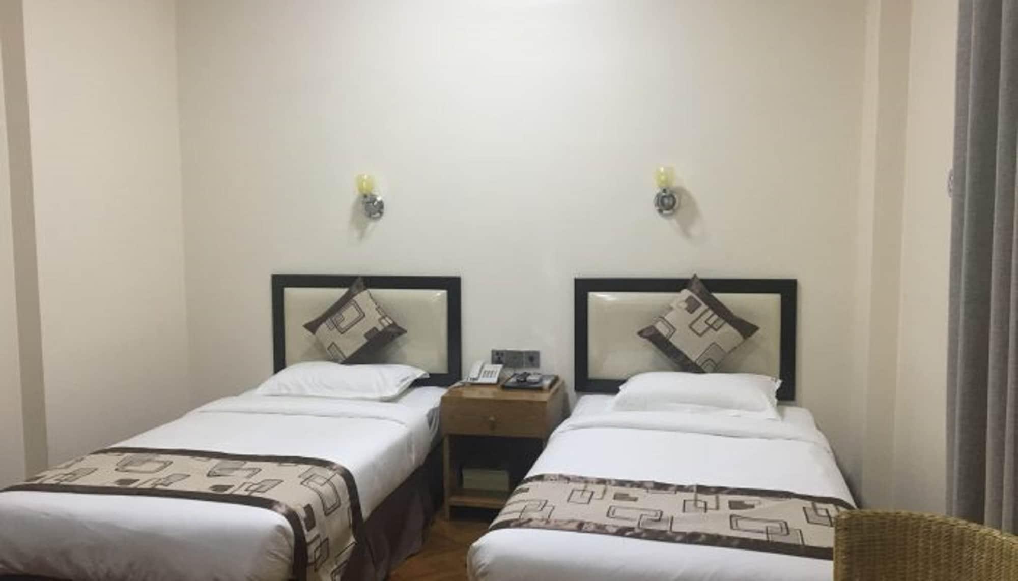 Hotel Yadanar Oo Mandalay Bagian luar foto