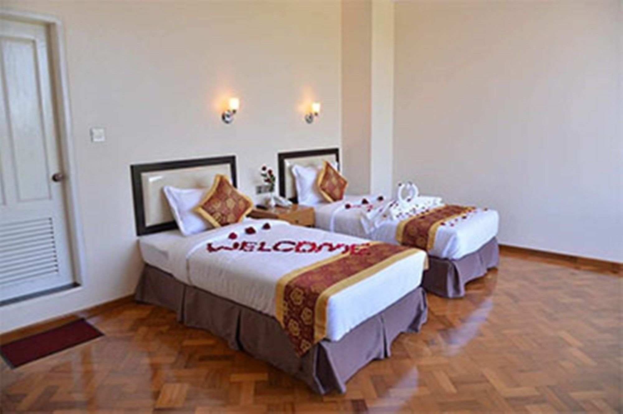 Hotel Yadanar Oo Mandalay Bagian luar foto