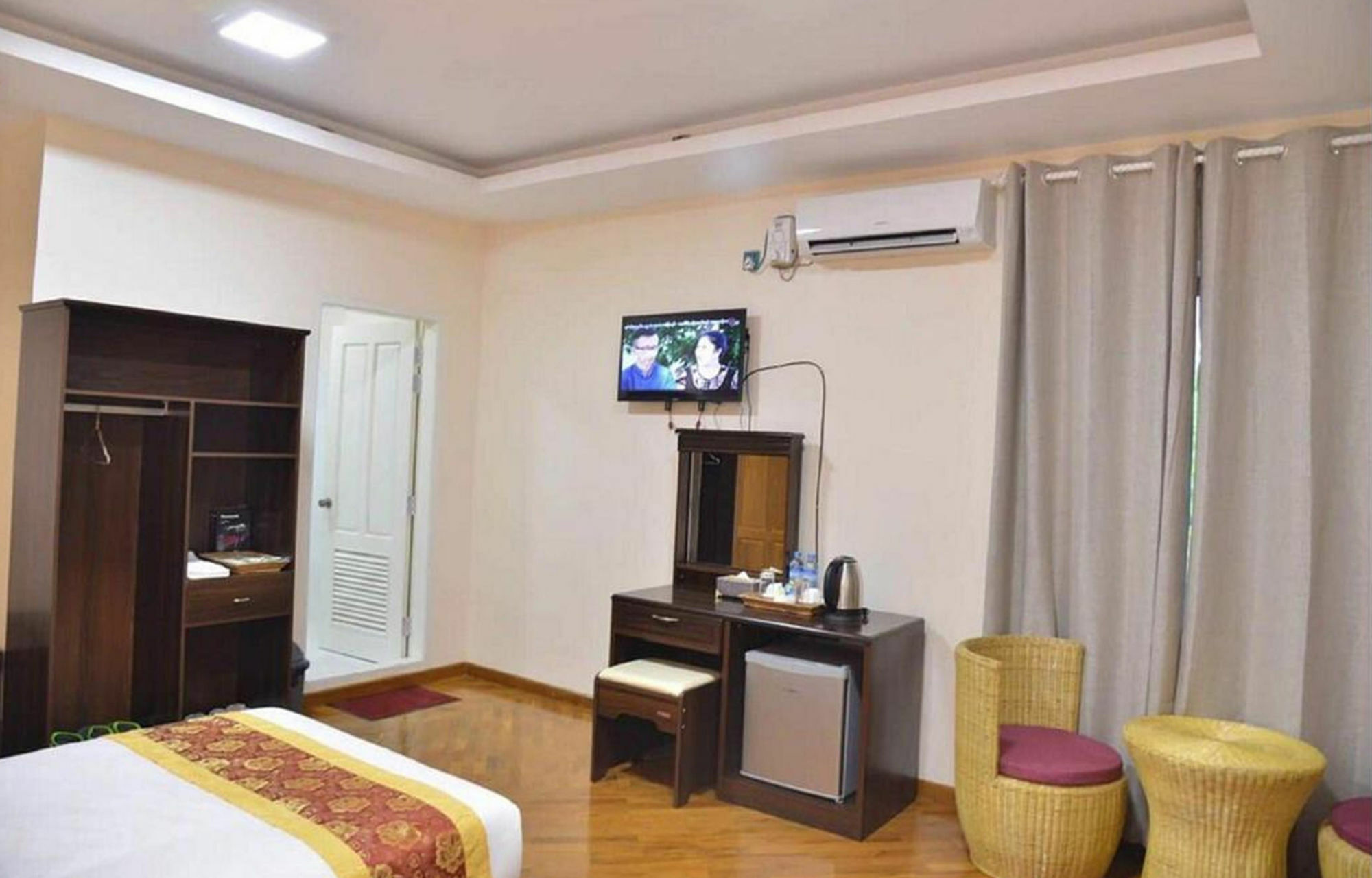 Hotel Yadanar Oo Mandalay Bagian luar foto